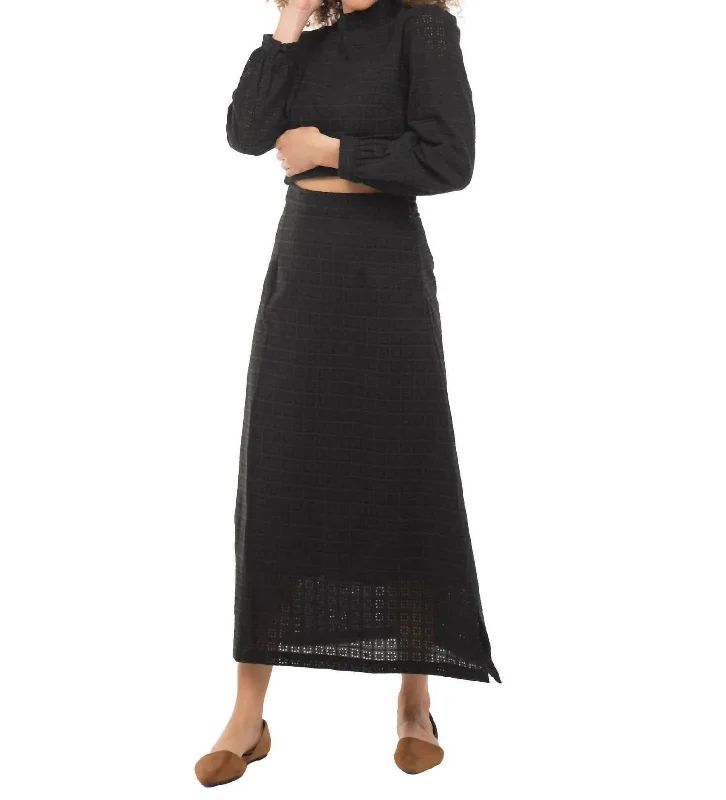 Women's Functional Outdoor Garments Georgia Skirt In Black Eyelet