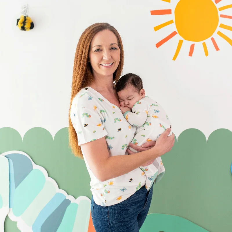 Luxury Fashion Discounts Women’s Relaxed Fit V-Neck in The Very Hungry Caterpillar™ and Friends