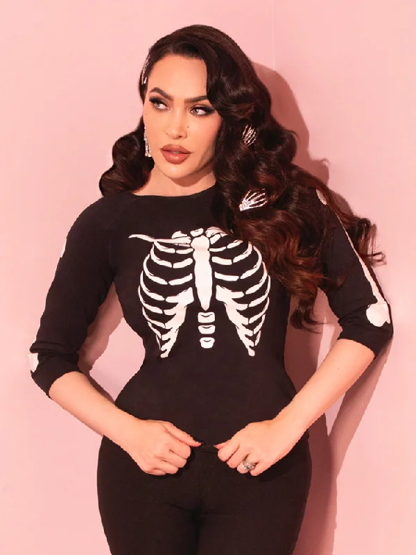 Classy Style Discounts Wild Ways Top in Glow in the Dark Skeleton Print - Vixen by Micheline Pitt