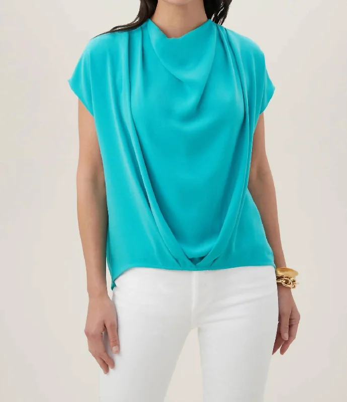 Avant-Garde Style Promotions Odilia Top In Tranquil Turquoise