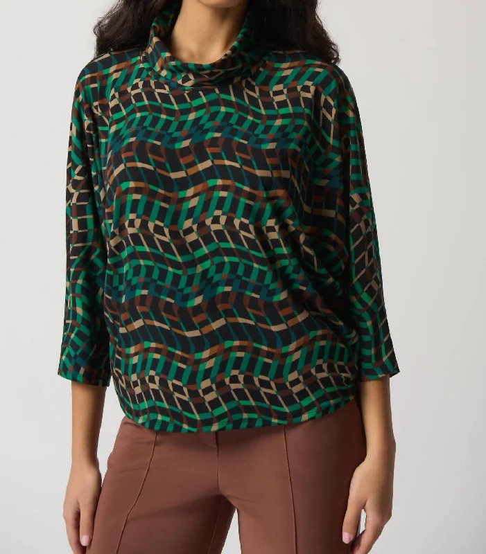 Edgy Fashion Deals Turtleneck Boxy Top In Black/multi