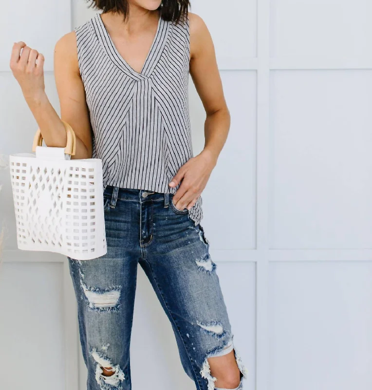 Seasonal Trends All The Right Angles Top In Heather Gray