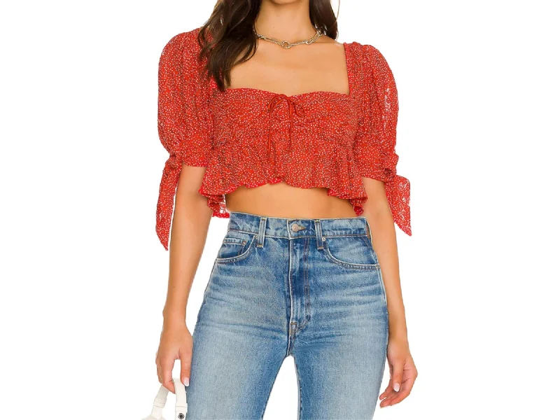 Sophisticated Street Style Offers Leila Top In Red