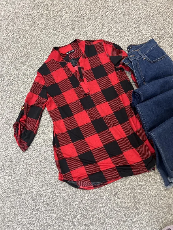 Discover Now "KC" Red Plaid Collard 3/4 Sleeve Top:Small