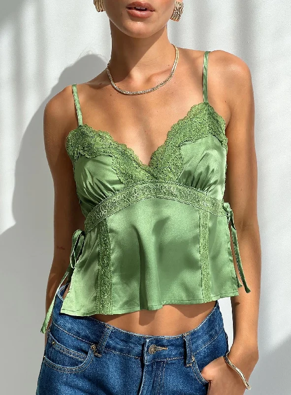 Shop Sales Isolind Top Apple Green