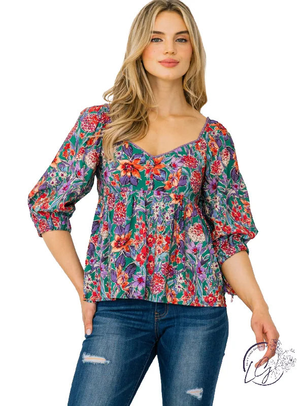 Break Fashion Norms Blossom Sweetheart Top