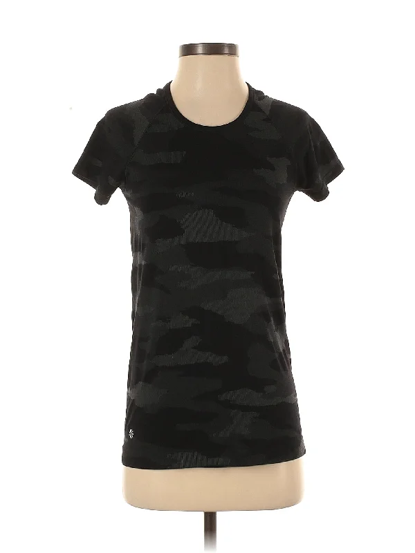 Women's Chic Apparel Short Sleeve T Shirt