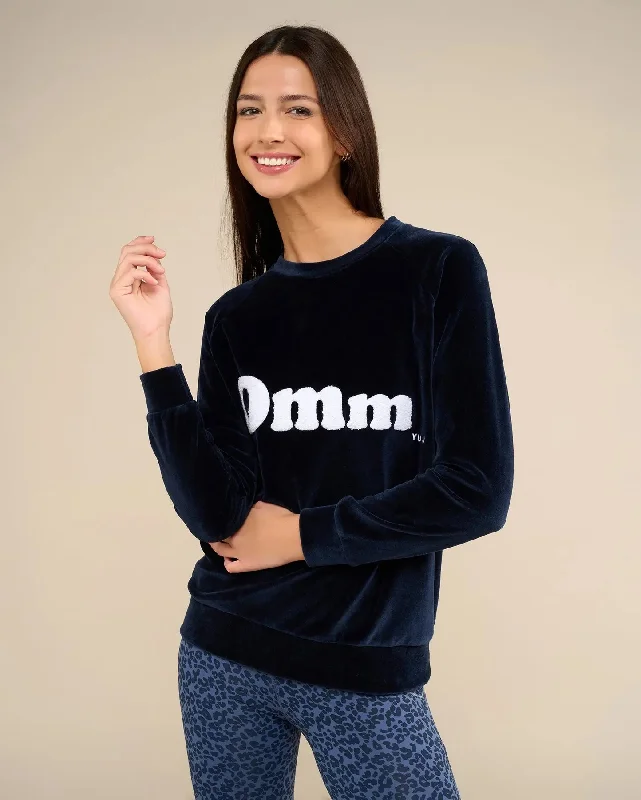 Women's Timeless Attire OMM VELVET navy sweatshirt