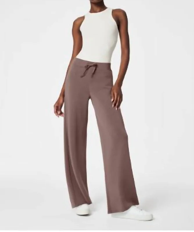 Women's Work Outfit For The Office Airessentials Wide Leg Pant In Smoke