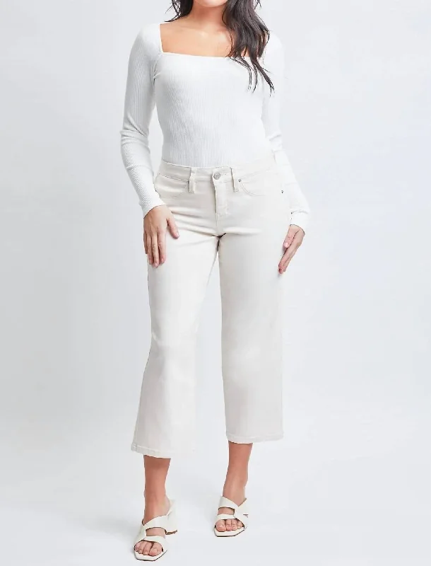 Women's Evening Clothes Missy High-Rise Hyperstretch Wide Leg Jeans In Gardenia