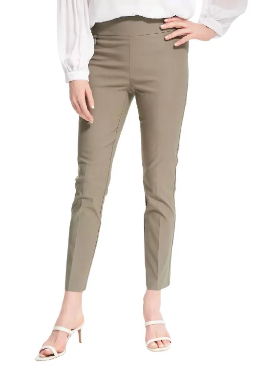 Women's Stylish Professional Garments Pleated Cropped Pants In Eucalyptus