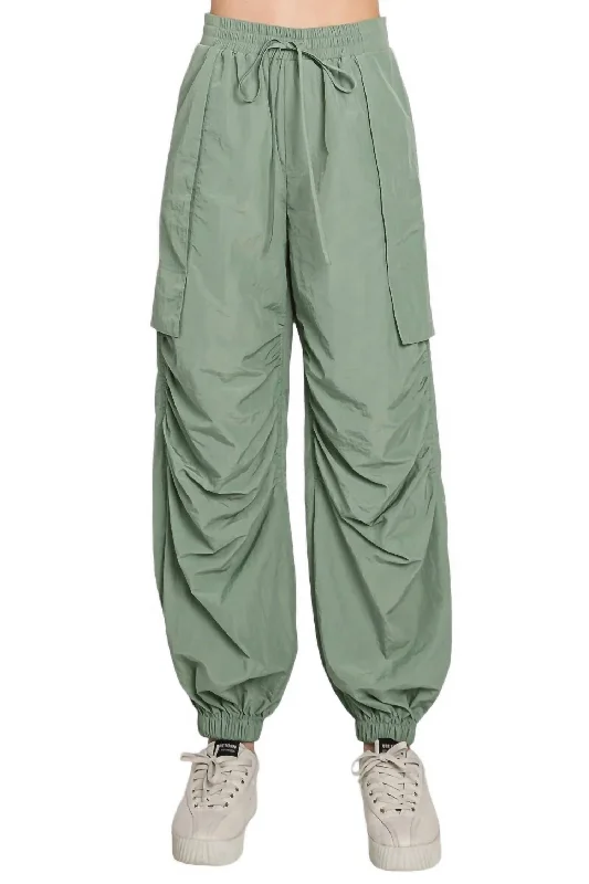 Women's Versatile Apparel Ruched Cargo Pants In Sage